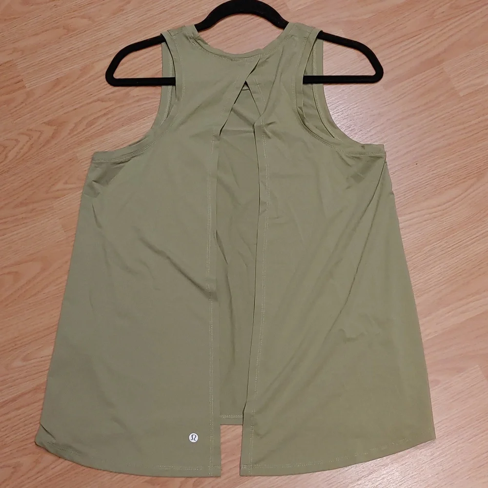 Lululemon Split Tie Back Tank Top - Picture 4 of 6